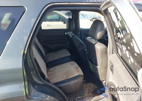 2008 Mercury Mariner Premier z USA, uszkodzony, nr VIN 4M2CU97188KJ02404